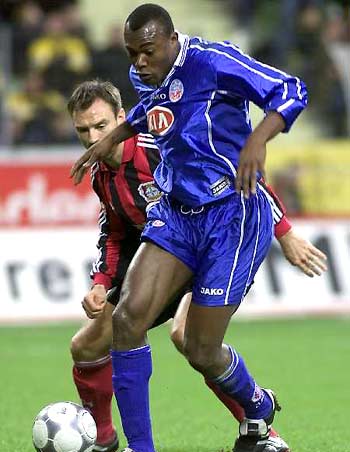 年亚洲杯中 年亚洲杯中